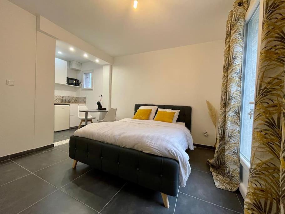 Logement Cosy Cuisine / Terrasse / Bbq Ollioules Zewnętrze zdjęcie